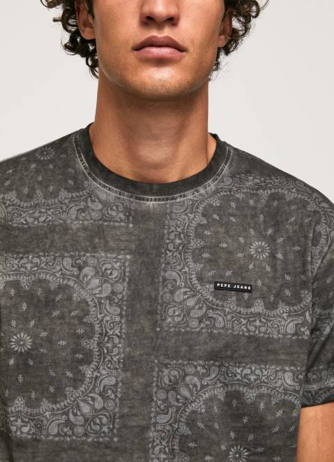 Pepe Jeans Bandana Print Cotton T-Shirt Men Washed Black Z22X937